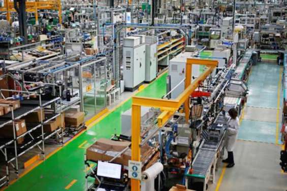 Faire revenir les usines