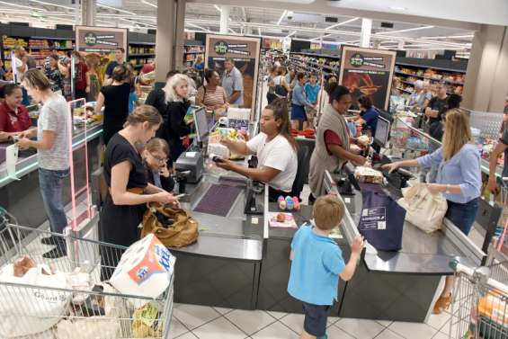 Covid-19 : c’est la ruée dans les commerces