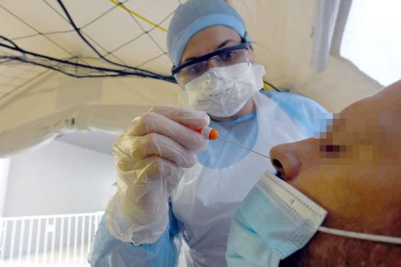 Zoom sur les tests Covid-19