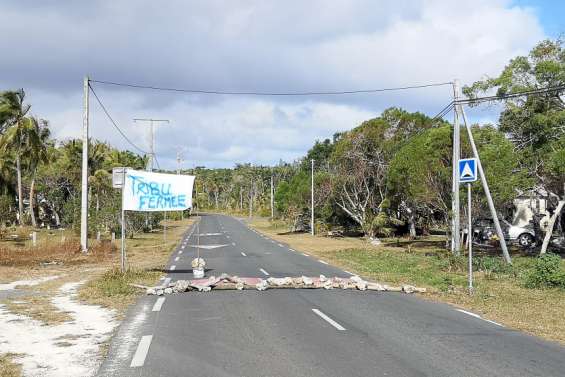À Maré, l'accès à la tribu de Cengeite est restreint