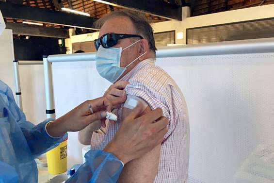 La troisième dose ouverte depuis ce matin aux plus de 65 ans et aux personne fragiles