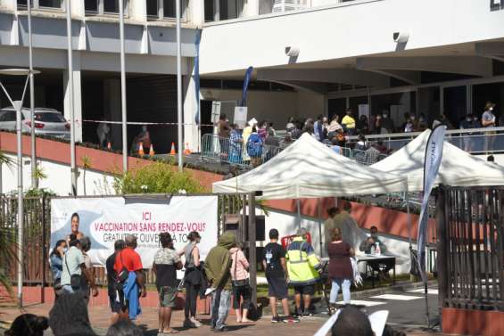 838 personnes au vaccinodrome de l'hôtel de ville de Nouméa ce lundi