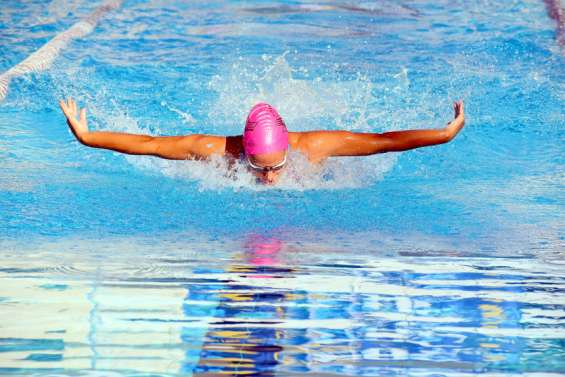 Malou Douillard, une Dumbéenne en équipe de France de natation
