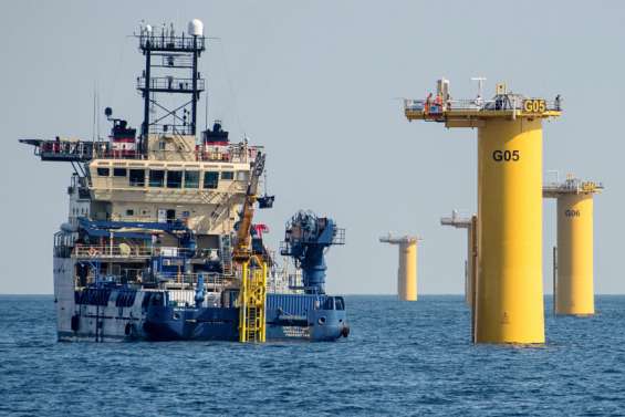 Le premier parc éolien offshore sort la tête de l'eau