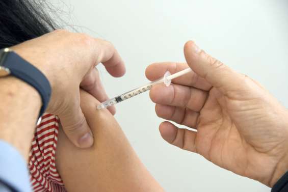 Deux vaccinodromes ouverts à Bourail et Boulari