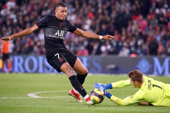 Football : affiche galactique entre le PSG de Messi et Manchester City, ce mercredi matin