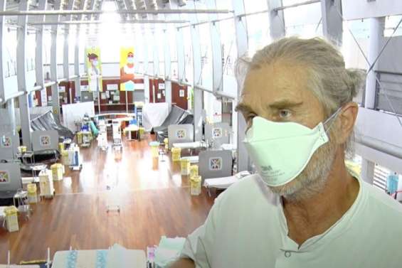 « À Tahiti, on est à l'équivalent du pic de la première vague »