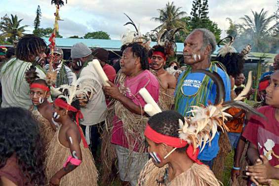 Le festival Anûû-rû Âboro est reporté à 