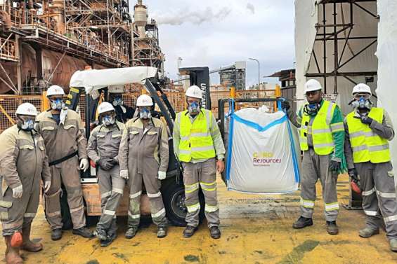 Prony Resources et Tesla : le contrat est signé