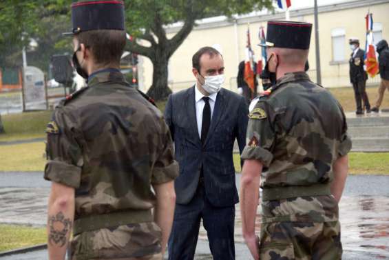 [VIDÉO] Référendum : Sébastien Lecornu annonce la mobilisation de 2000 policiers et gendarmes