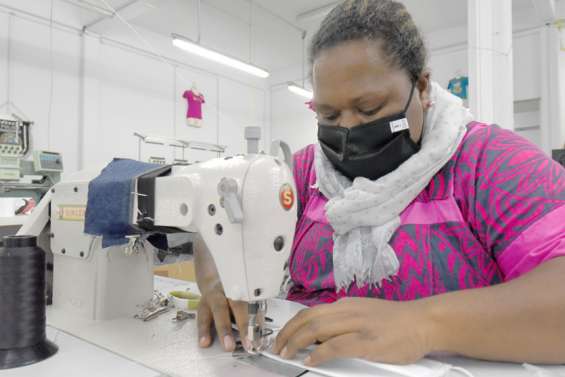 Un réseau de couturières mobilisé comme jamais