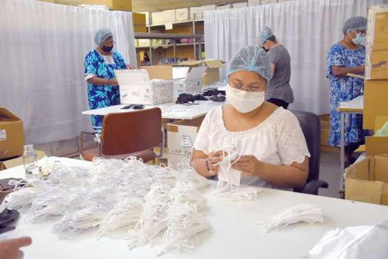 Chez Teeprint, la production de masques se fait dans l'urgence pour la rentrée