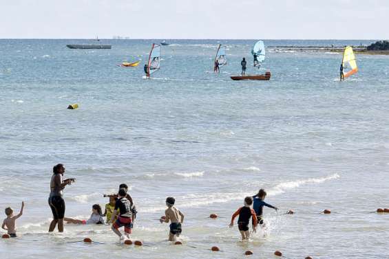 Baignade, stades, cinémas, lieux de culte : les règles sanitaires évoluent