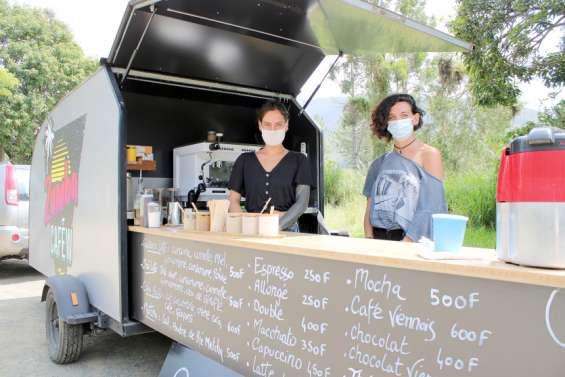 Mont-Dore : une pause café au rond-point de La Coulée