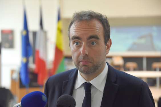 Référendum : l'État « vigilant » face aux risques d'ingérence