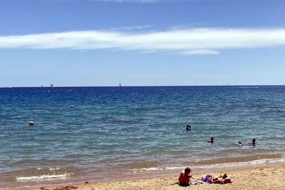 Depuis 14h00 ce samedi, un week-end de Toussaint en confinement strict