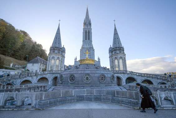 À Lourdes, les évêques ont une semaine de réflexion