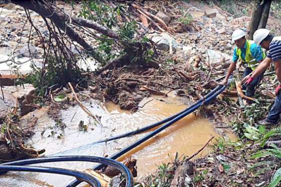 La Calédonienne des eaux vient en aide aux îles Tuvalu