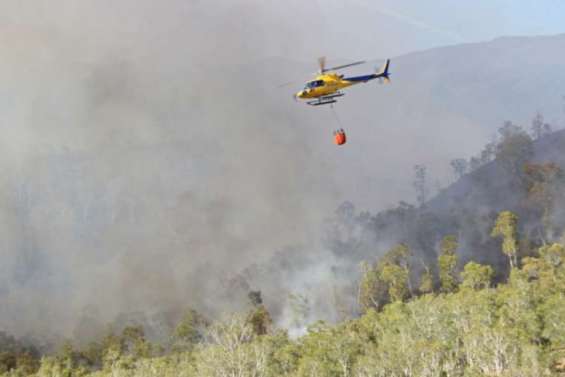 Deux incendies en cours au Mont-Dore