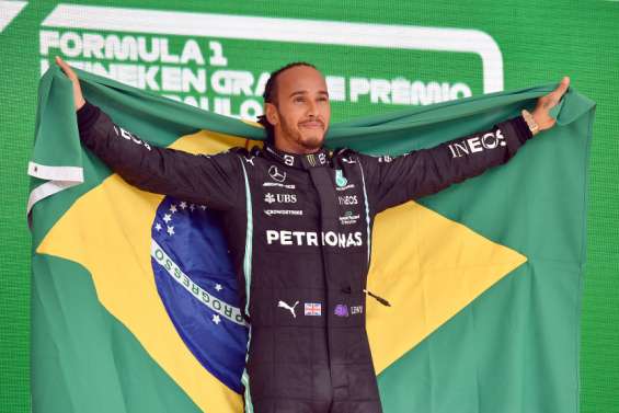 Formule 1 : Hamilton gagne au Brésil et réduit l'écart