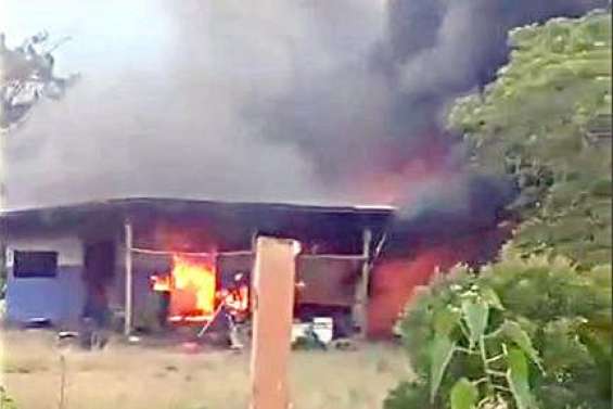 Un accident mortel met le feu aux poudres entre deux clans à Kaala-Gomen