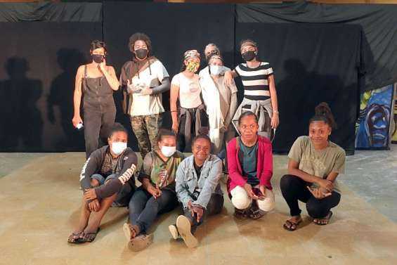 Poindimié : les élèves d'Antoine-Kela en représentation théâtrale privée au lycée