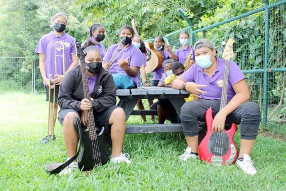 Dumbéa : des collégiens apprentis musiciens s’épanouissent en classe artistique