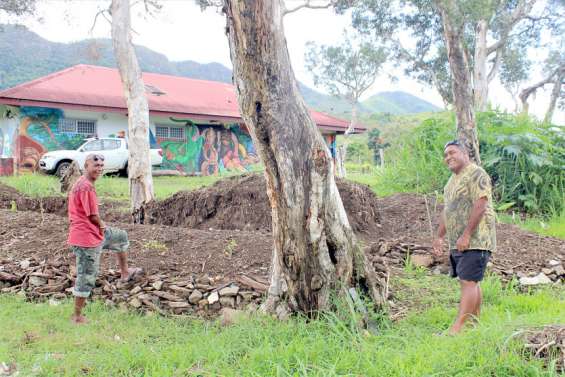 Païta : sensibiliser la jeunesse par le biais
d'un jardin pédagogique