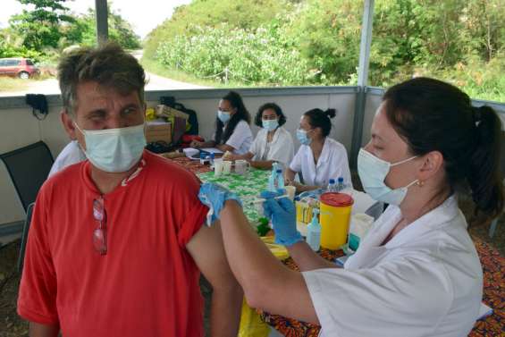 Covid : le taux d’incidence passe sous la barre de 60 pour 100 000 habitants