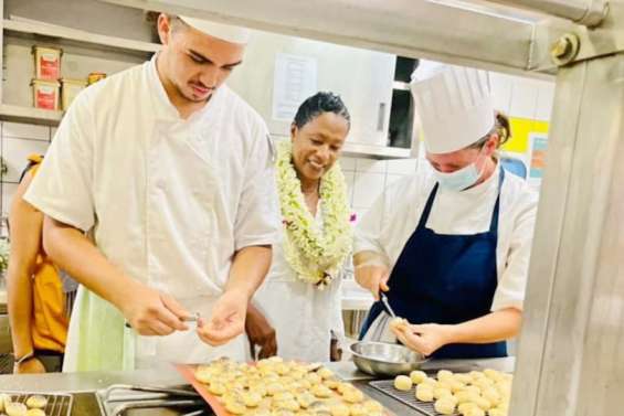 Babette découvre la gastronomie polynésienne
