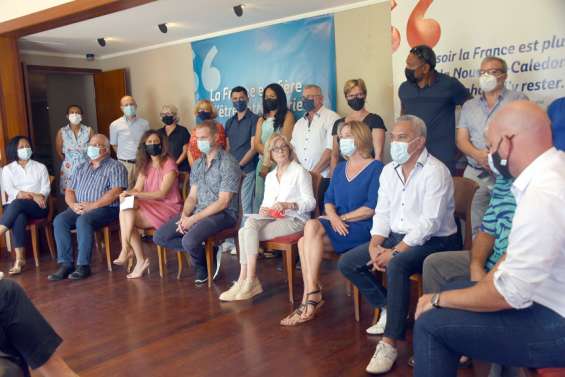 Les soutiens au président s'affichent : 