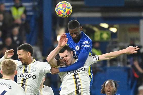 Liverpool ne faiblit pas, au contraire de Chelsea