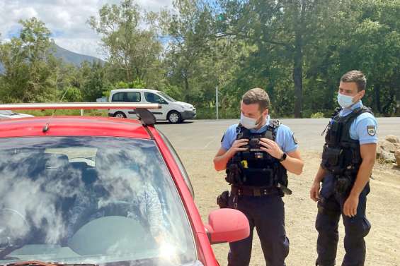 A Dumbéa rivière, des gendarmes en force pour 