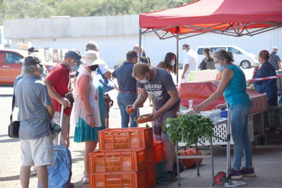 Nocturne de fêtes au marché Broussard