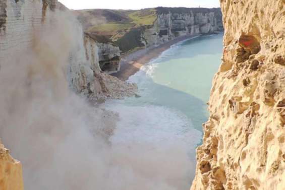 Les falaises d'Étretat de plus en plus fragiles