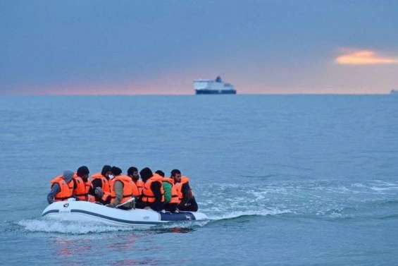 Plus de 28 000 migrants ont traversé la Manche en 2021
