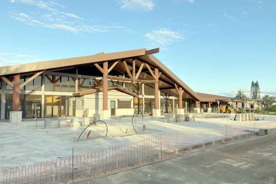 À Wanaham, la nouvelle aérogare commence à prendre forme