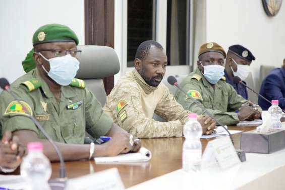 Politique : les dirigeants ouest-africains sanctionnent durement le Mali