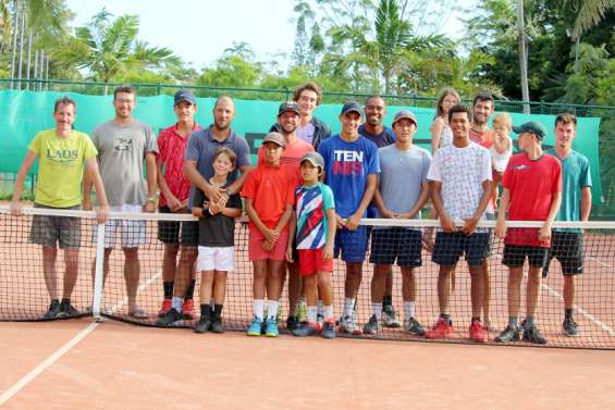 Tennis : Nickolas N'Godrela l'emporte en duo au Mont-Coffyn