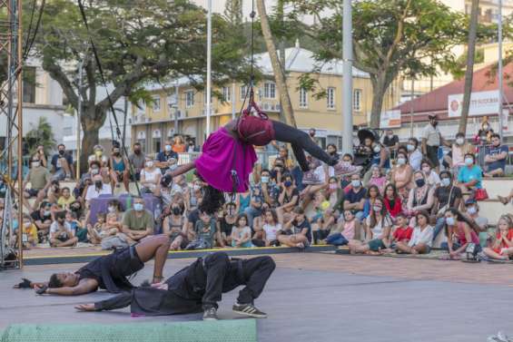 Les spectacles sont de retour sur la place des Cocotiers