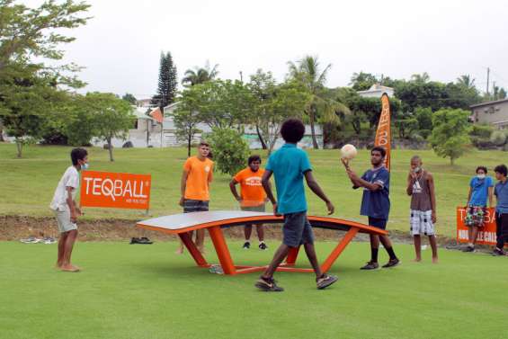 De nouvelles tables de teqball inaugurées à Koutio