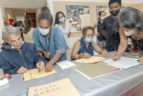Transmission et Part'âge autour de l'exposition « Hommage »