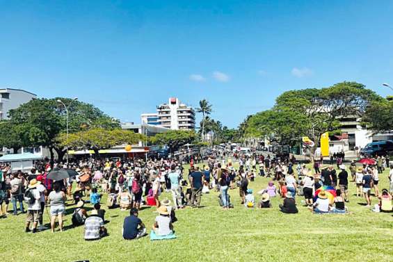 Nouméa : environ 300 personnes mobilisées contre l’obligation vaccinale et le pass sanitaire