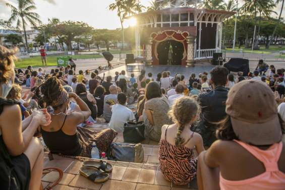 L'opération Soirées d'été ravit  petits et grands au kiosque à musique