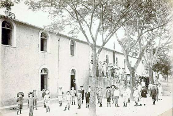 Le pensionnat de Saint-Léon, témoin privilégié de l'histoire de Païta