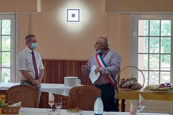 Le haut-commissaire en visite à Bourail