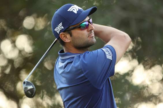 Golf : Paul Barjon vire en tête en Californie