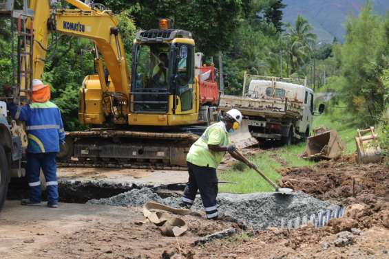 Dumbéa : La route de Nondoué fermée après un important affaissement