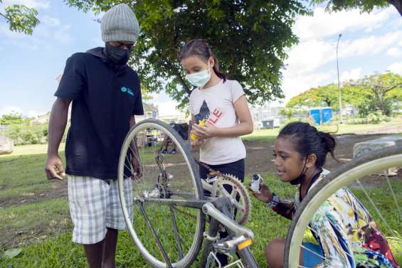 Retap'vélo, l'atelier qui apprend aux jeunes cyclistes à devenir débrouillards
