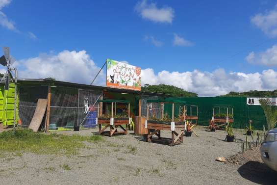 Un nouveau commerce de produits jardiniers et animaliers